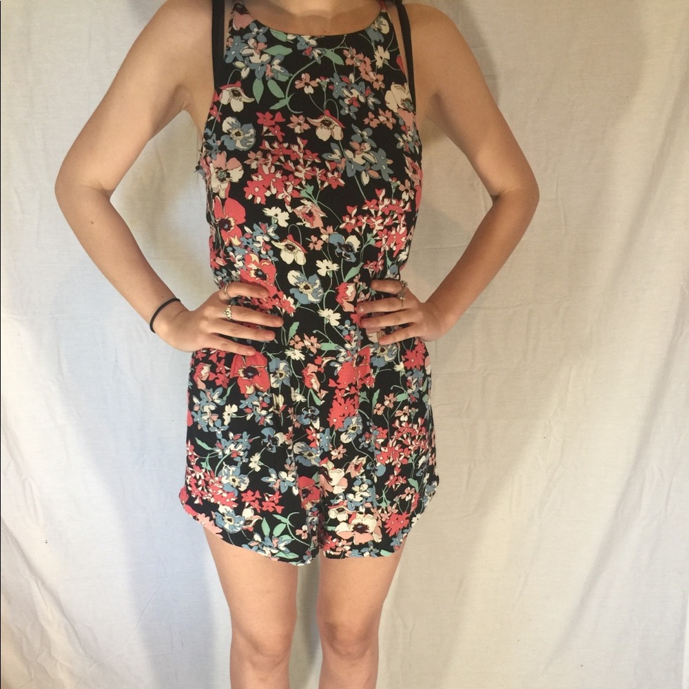 Floral strappy romper.